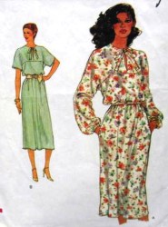 7313 VOGUE LOOSE LONGER YOKE 70s A-DRESS PATTERN 14